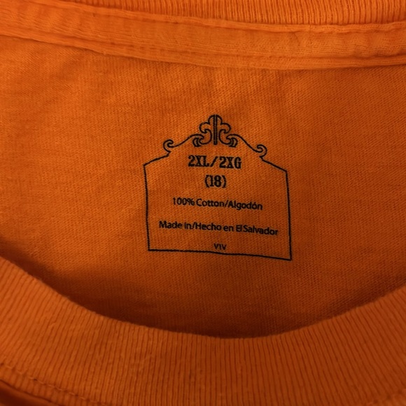 Halloween 🎃 long sleeve orange T shirt with skulls on front & arms - Picture 5 of 5